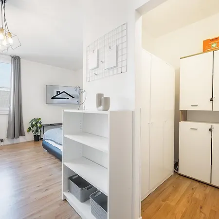 アパート Modernes Center